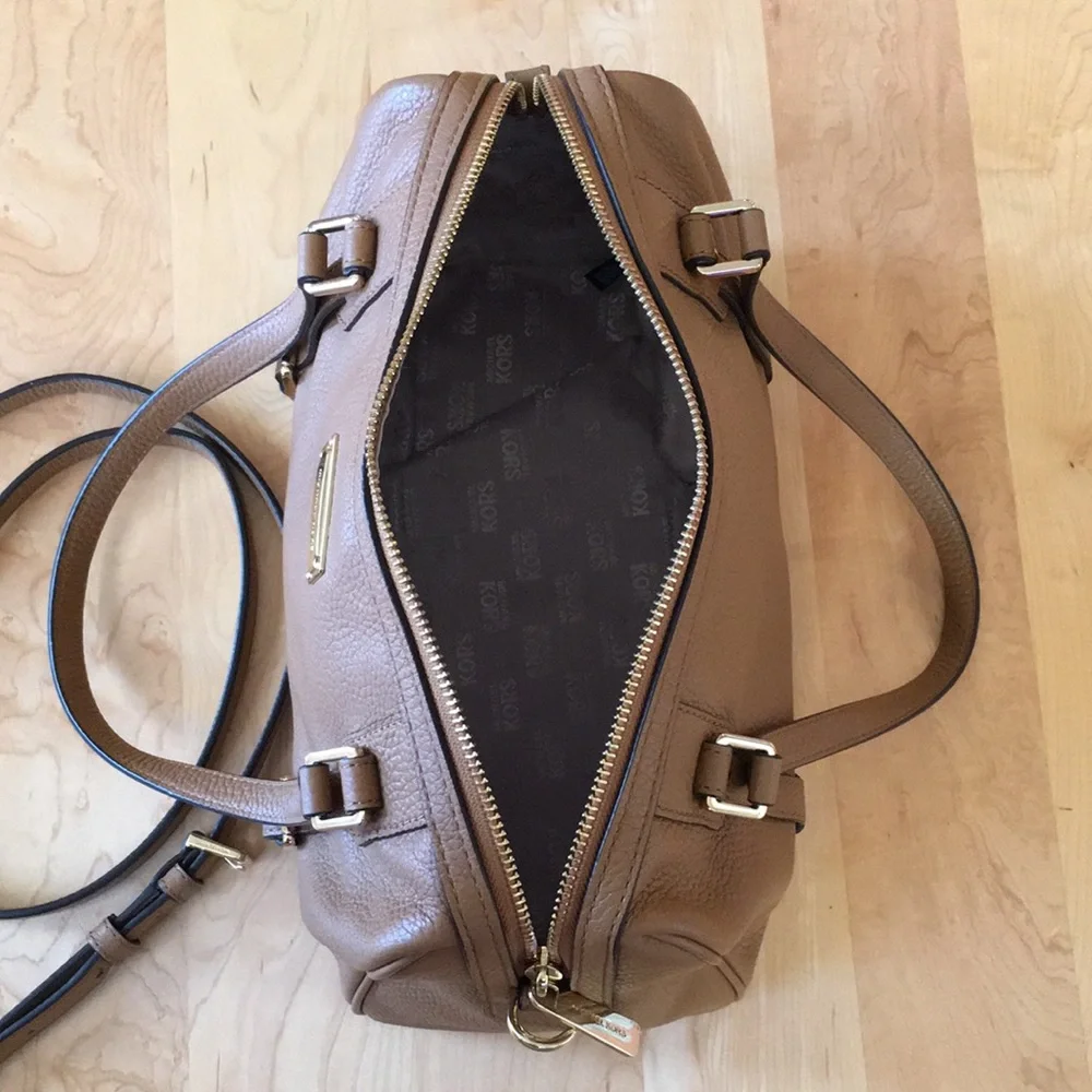 MICHAEL MICHAEL KORS Bedford Legacy Pebbled Leather Duffle Satchel